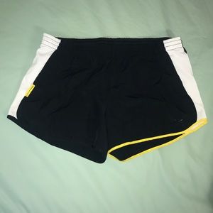 Nike live strong dri-fit Black shorts